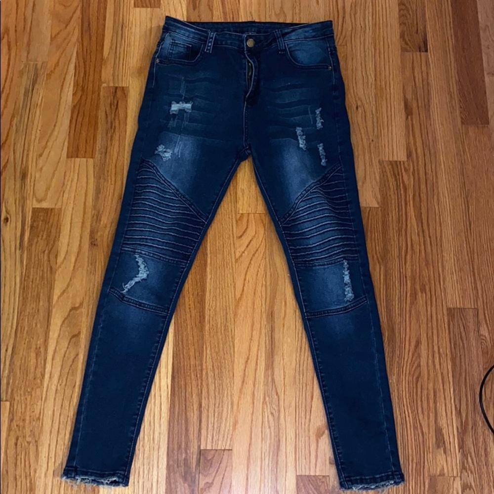 Women’s skinny jeans